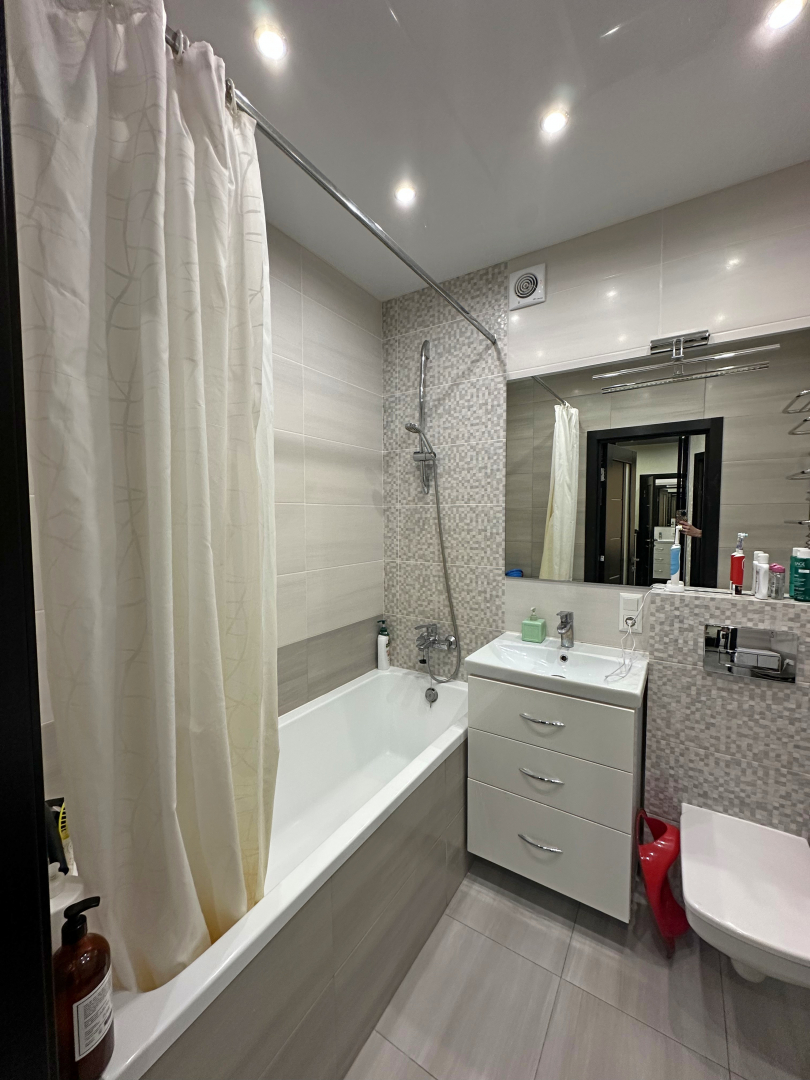 1-кімнатна квартира з дизайнерським ремонтом, 47,6 м², вул. Незалежності. Фото - 10