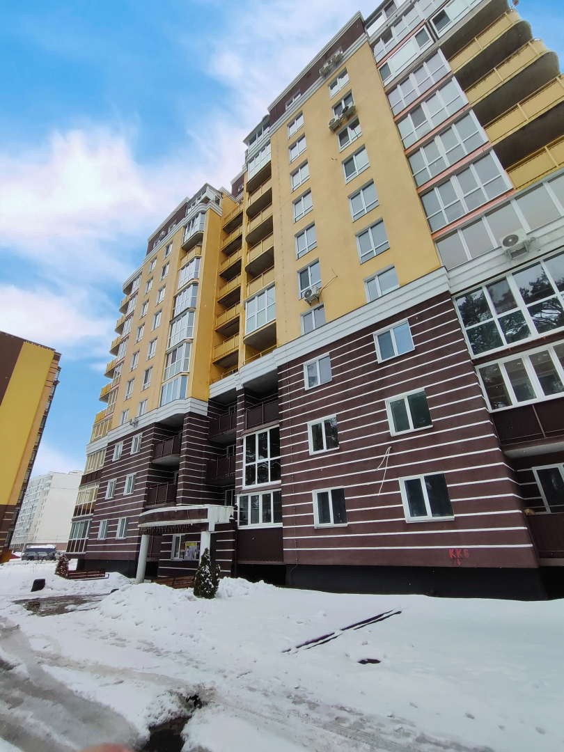 Простора 1-кімнатна квартира, 42 м², Масани. Фото 1