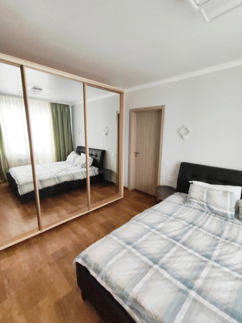 Світла 2-кімнатна квартира з вітальнею-студією 21м2. Фото - 3