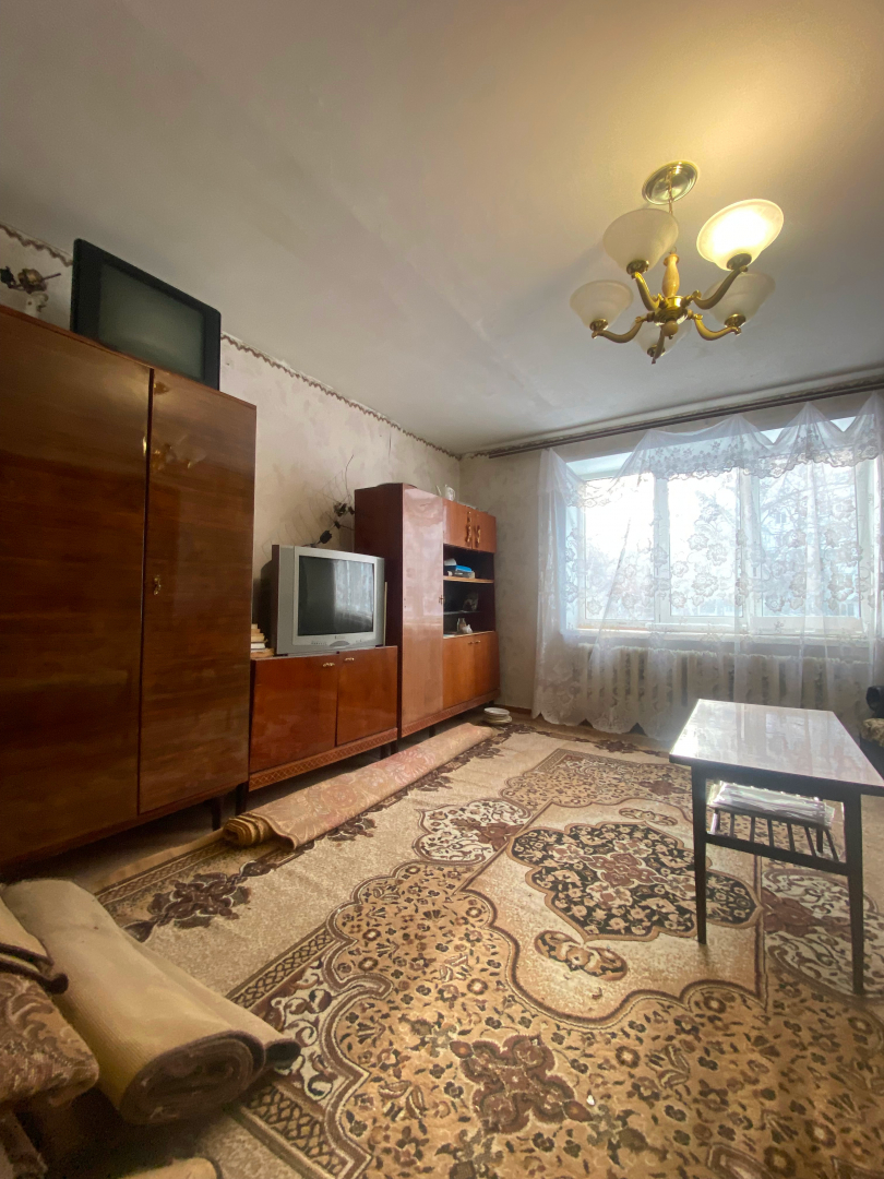 Простора 2-кімнатна квартира на вул Соборності!. Фото - 1