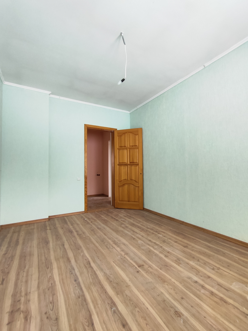 Видовий цегляний будинок 240 м² у центрі міста з гаражем та банею. Фото - 4