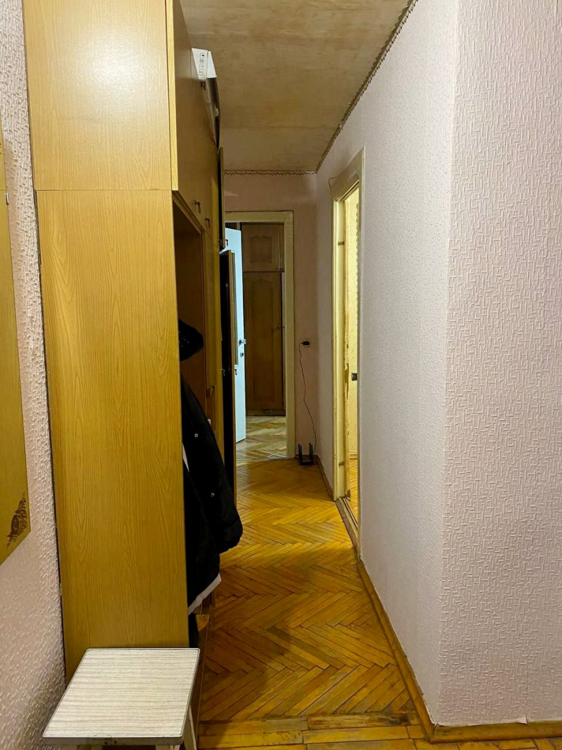 2 кімнатна охайна квартира на зручному 3 поверсі, поруч з центром. Фото - 3