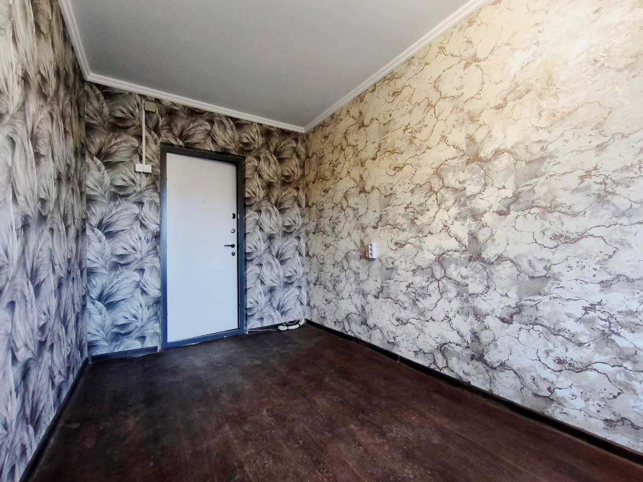 Охайна кімната в гуртожитку на 2 поверсі з ремонтом. Центр міста.. Фото - 2