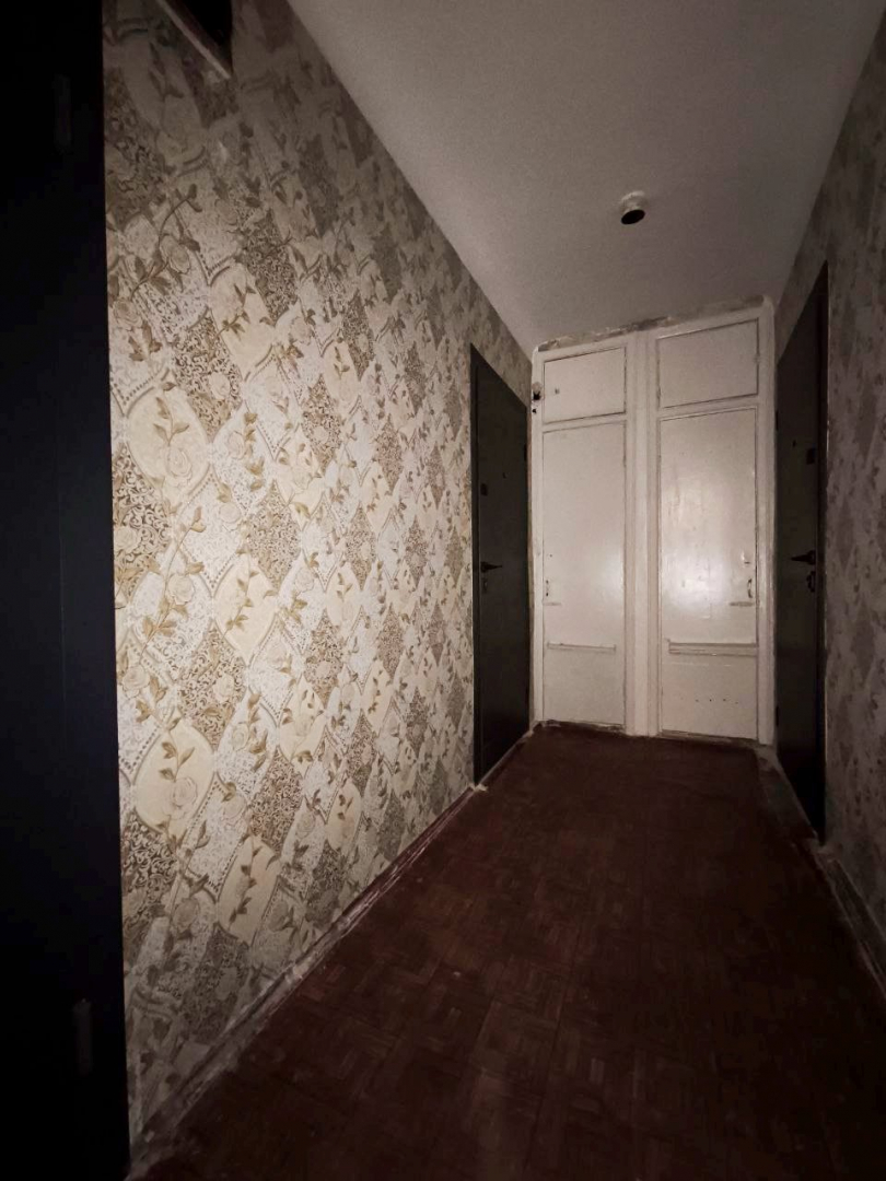 Охайна кімната в гуртожитку на 2 поверсі з ремонтом. Центр міста.. Фото - 3