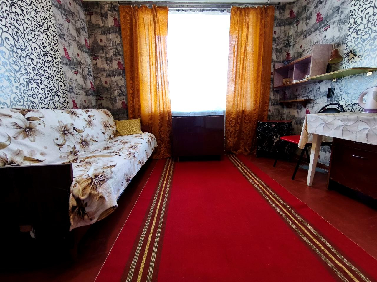 Кімната 13м2 з меблями, в районі Рокосовського біля ТРЦ Голлівуд. Фото - 1