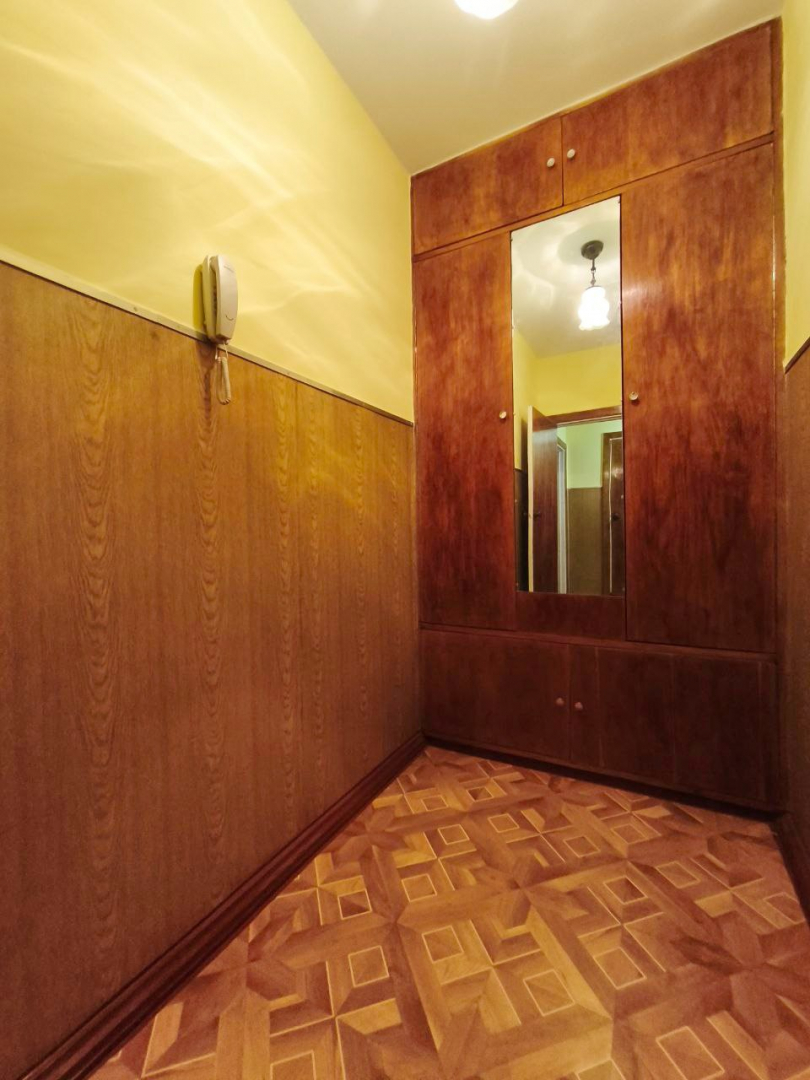 Простора гарна 1 кімнатна квартира 41 м2 в центрі міста. 4/9.. Фото - 11