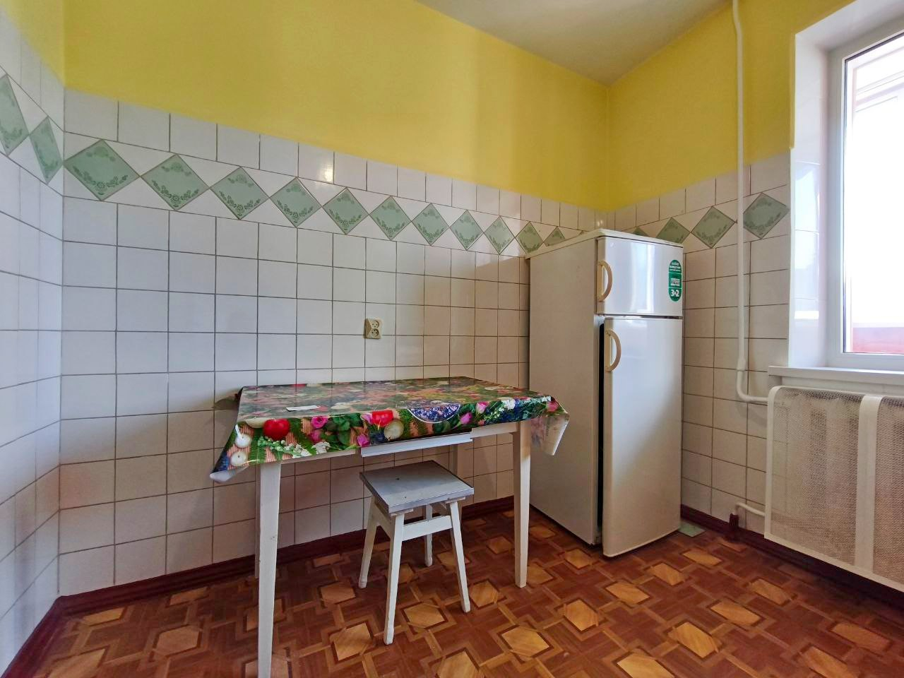 Простора гарна 1 кімнатна квартира 41 м2 в центрі міста. 4/9.. Фото - 5