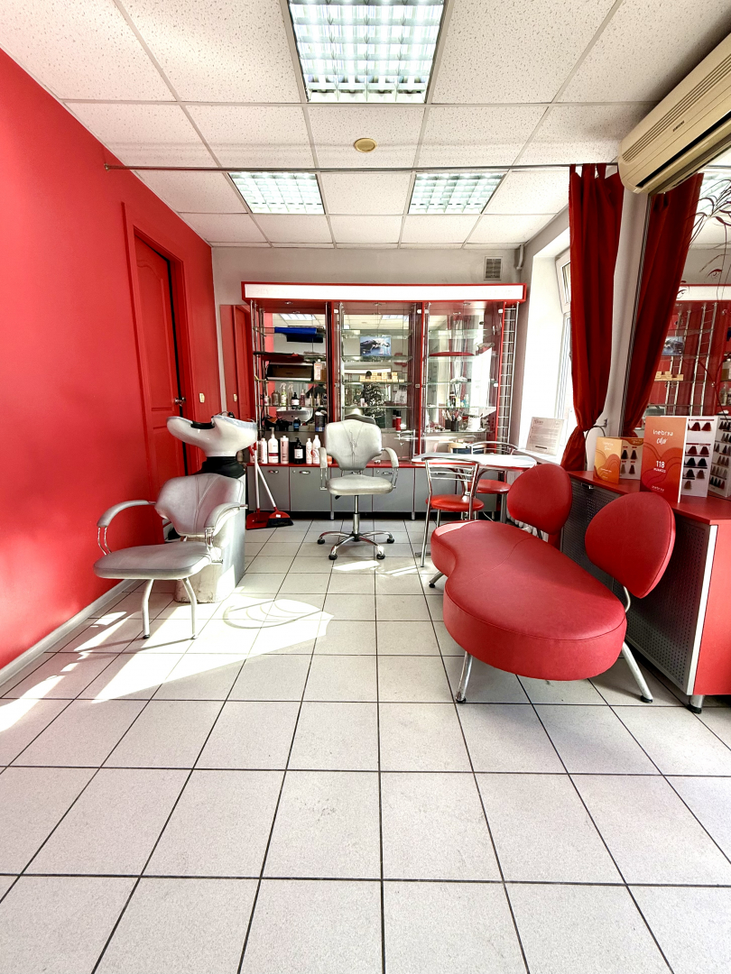 Продаж комерційного приміщення Перукарня. Фото - 1