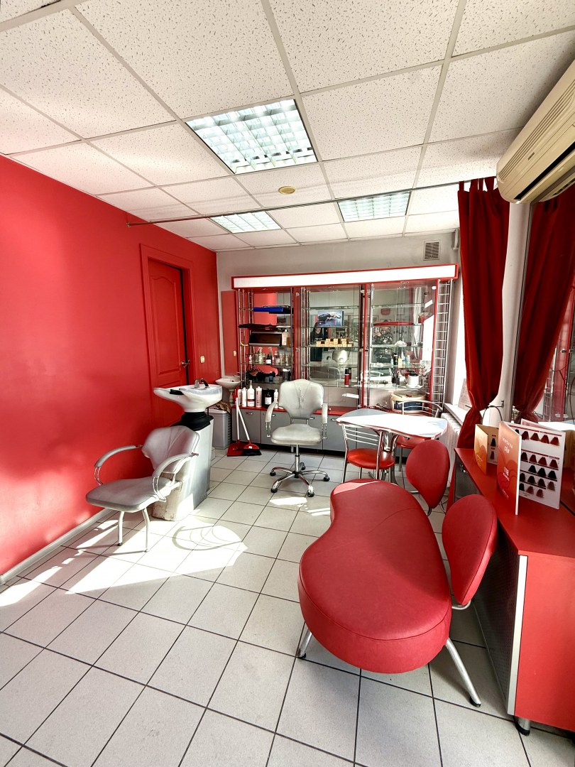 Продаж комерційного приміщення Перукарня. Фото - 2