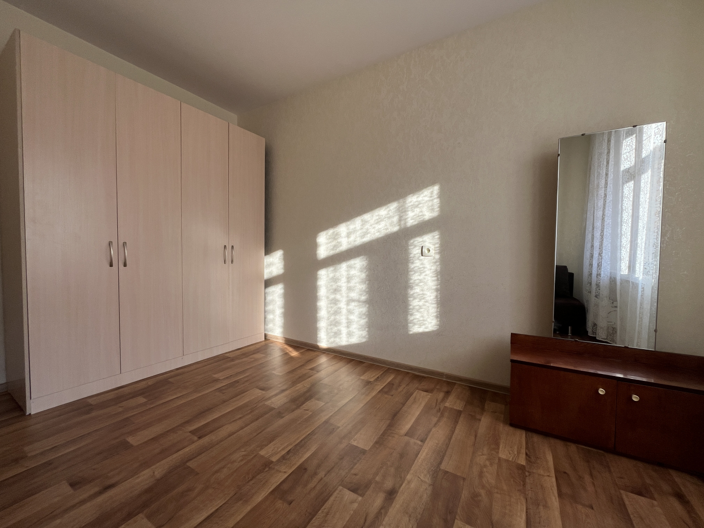 Продається світла 2на квартира 52 м², вул. Гонча. Фото - 4