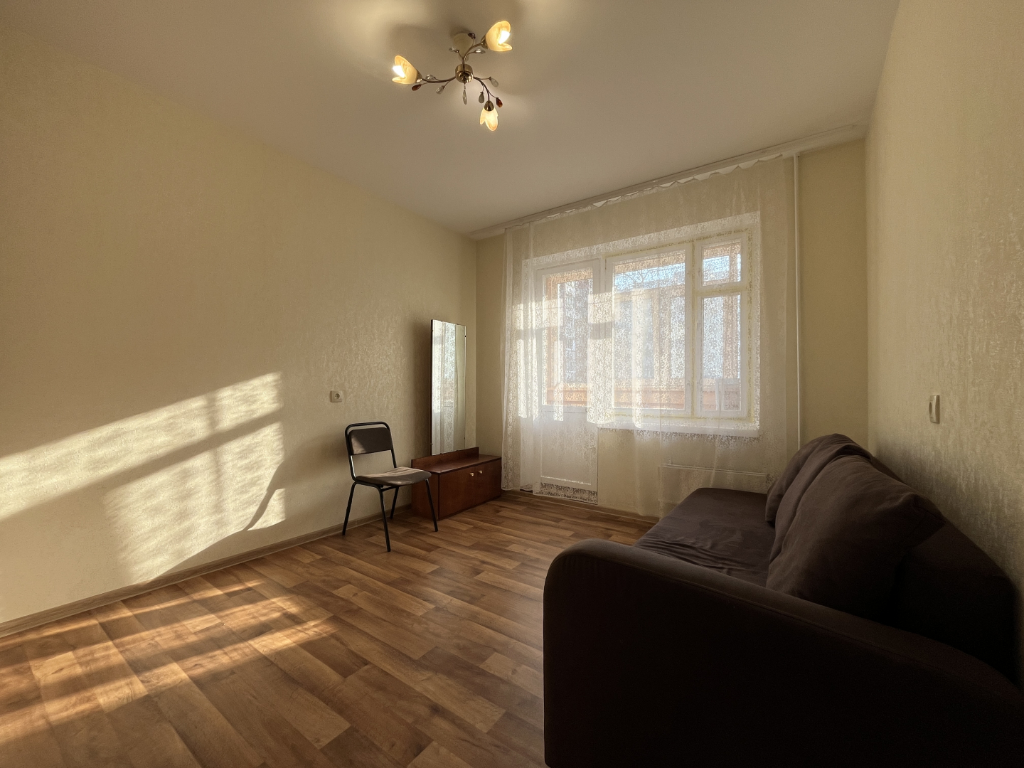 Продається світла 2на квартира 52 м², вул. Гонча. Фото - 1