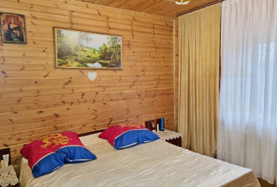 Окремий будинок 100м2 з косметичним ремонтом в Чернігові біля Десни