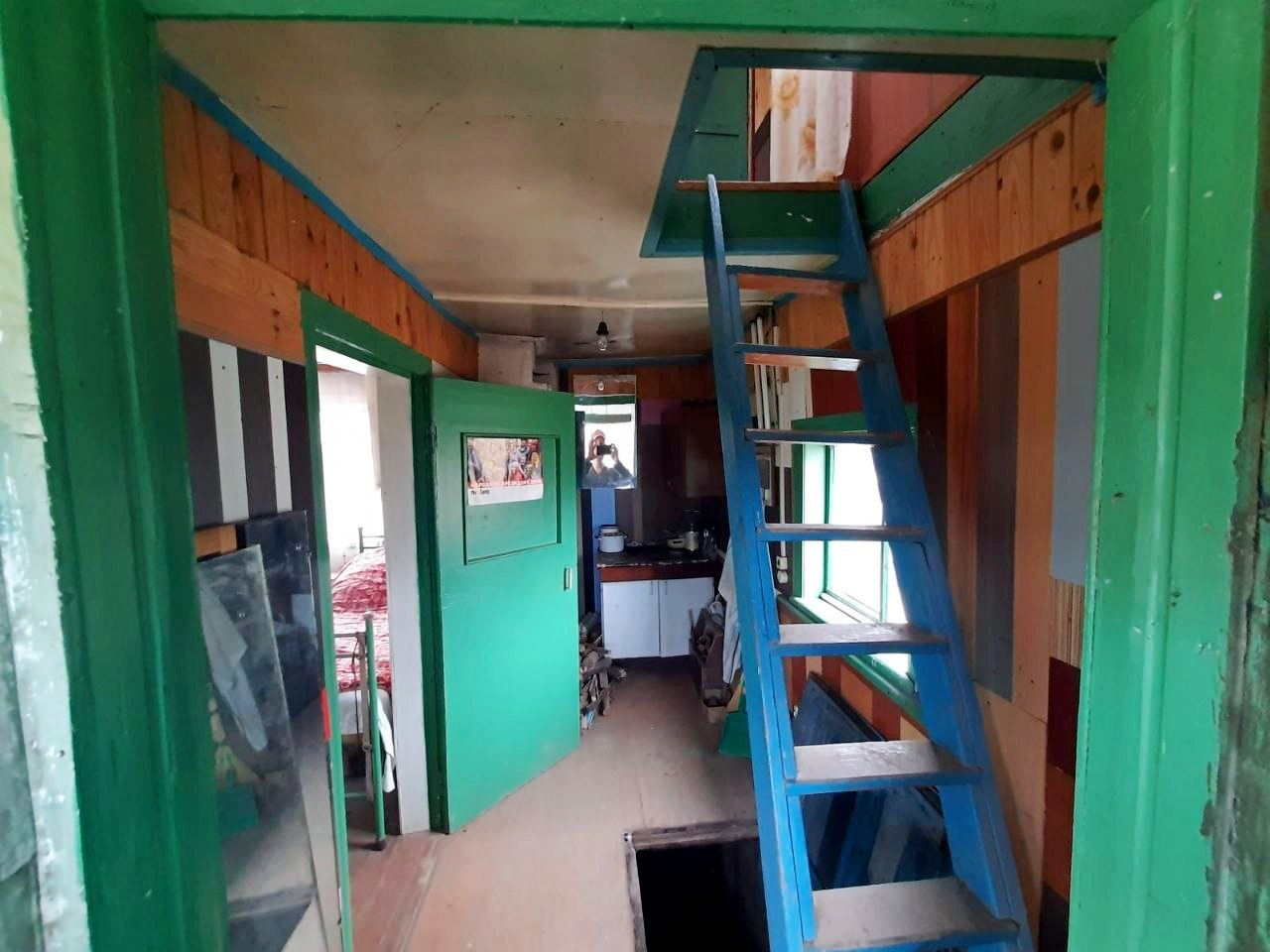 2 поверхова дача з опаленням, ділянка 6 соток. 4 км біля міста. Фото - 8