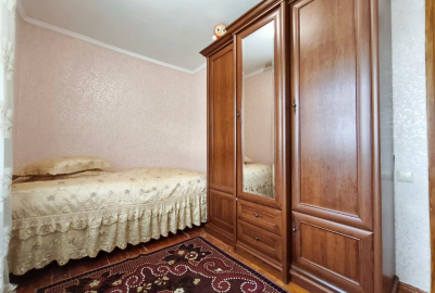 Простора 3 кімнатна квартира 52 м2 з меблями та технікою р-н Рокосовського