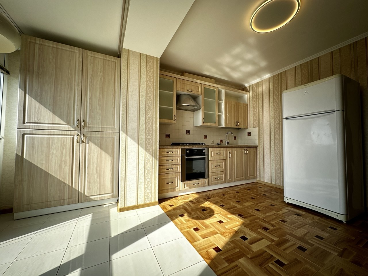 Продаж 1 кімнатної квартири 47м2 автономне опалення, ремонт,Сертифікат,Єоселя. Фото - 3