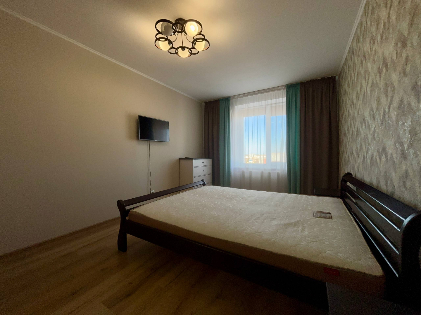Пропоную 1-кімнатну квартиру, 43 м², з автономним опаленням у центрі міста. Фото - 5