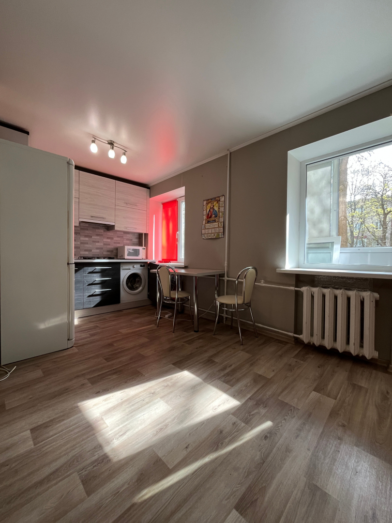 Продається 1-кімнатна квартира з ремонтом, Центр, вул. Реміснича. Фото - 1