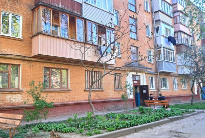 Продам 1 кімнатну квартиру з ремонтом Троїцький собор