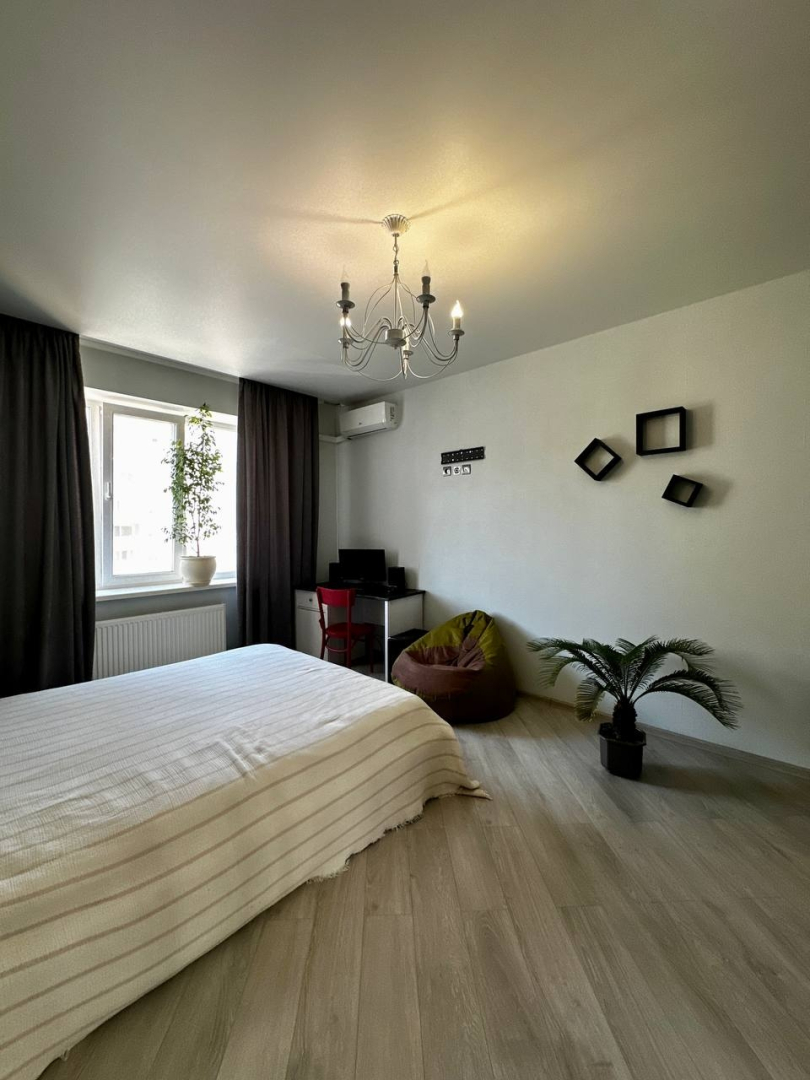 Продаж 1 кімнатна квартира 51м2 з стильним ремонтом,р-н Стрілецька набережна. Фото - 1