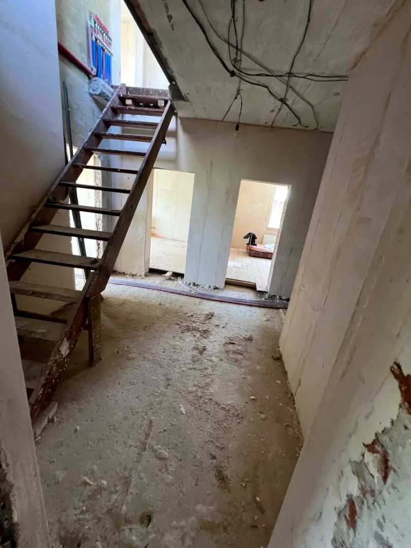 Надійний цегляний будинок 207 м² (під чистове оздоблення) + 8 соток землі Олександрівка. Фото - 2