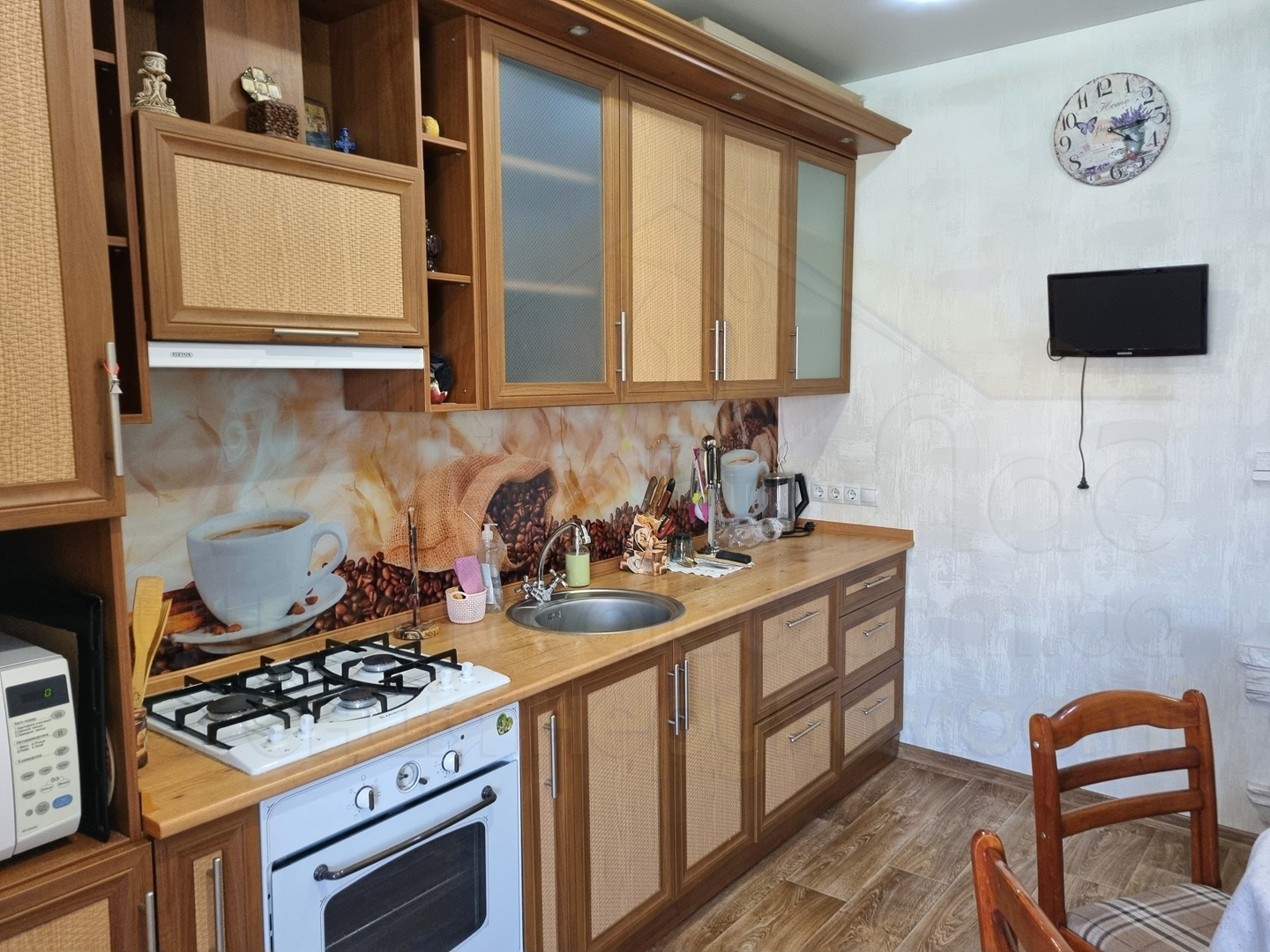 2 кімнатна квартира 67м2, 6/9 з ремонтом та меблями р-н Епіцентр. Фото - 6