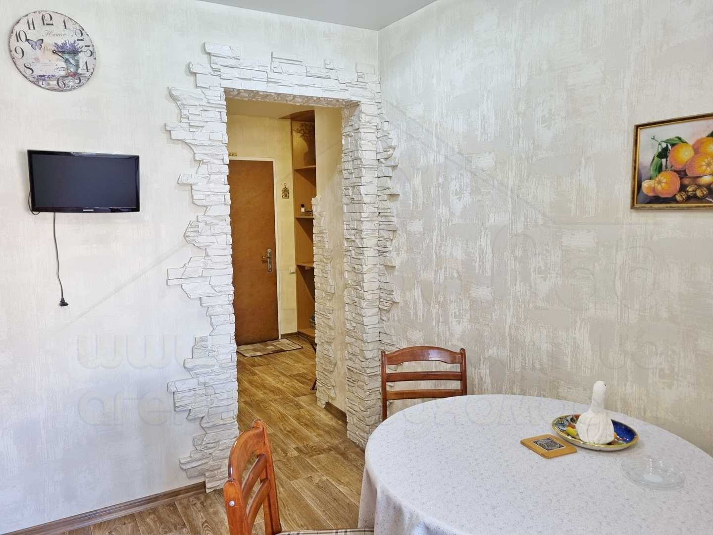 2 кімнатна квартира 67м2, 6/9 з ремонтом та меблями р-н Епіцентр. Фото - 7