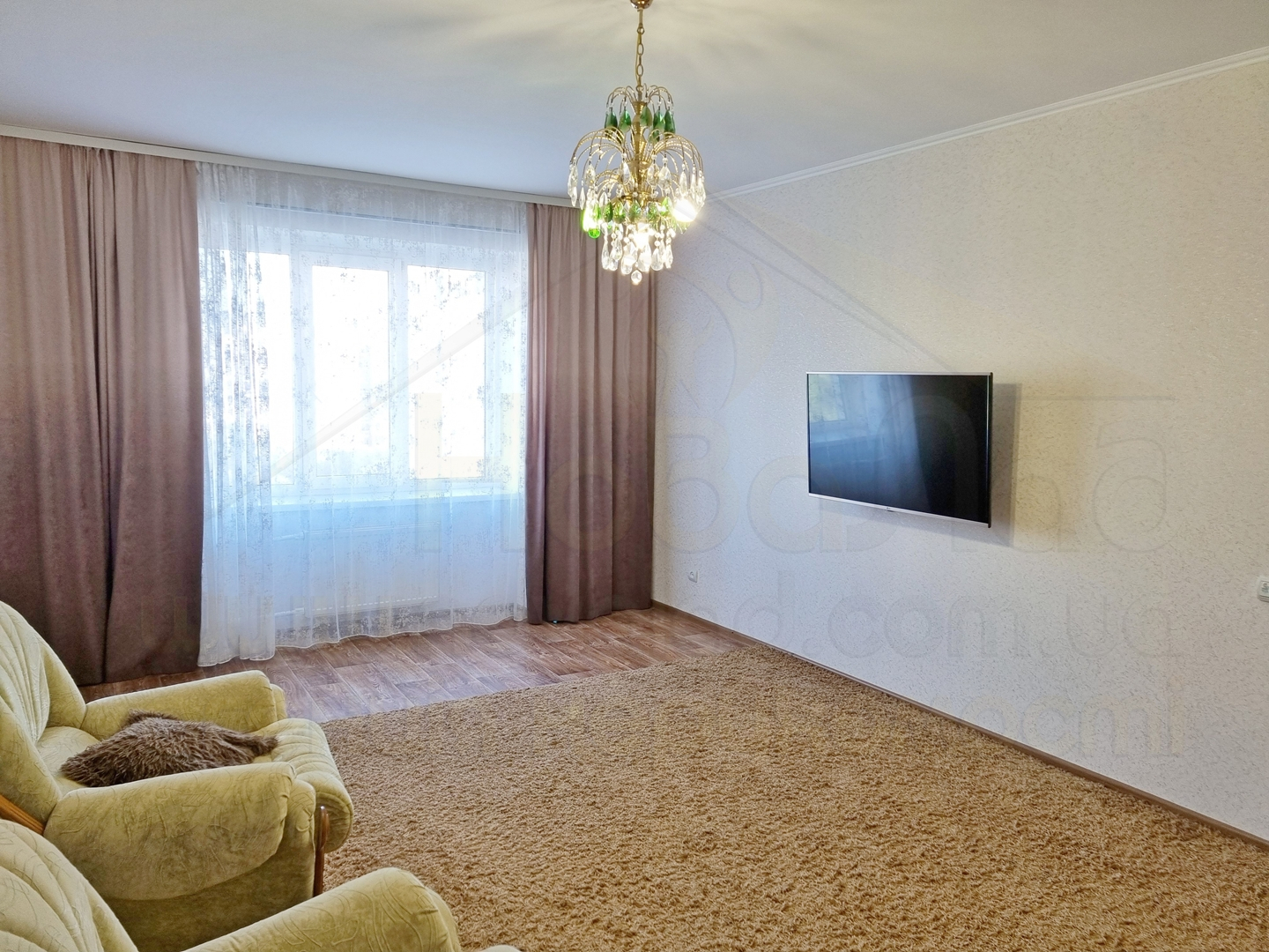 2 кімнатна квартира 67м2, 6/9 з ремонтом та меблями р-н Епіцентр. Фото 1