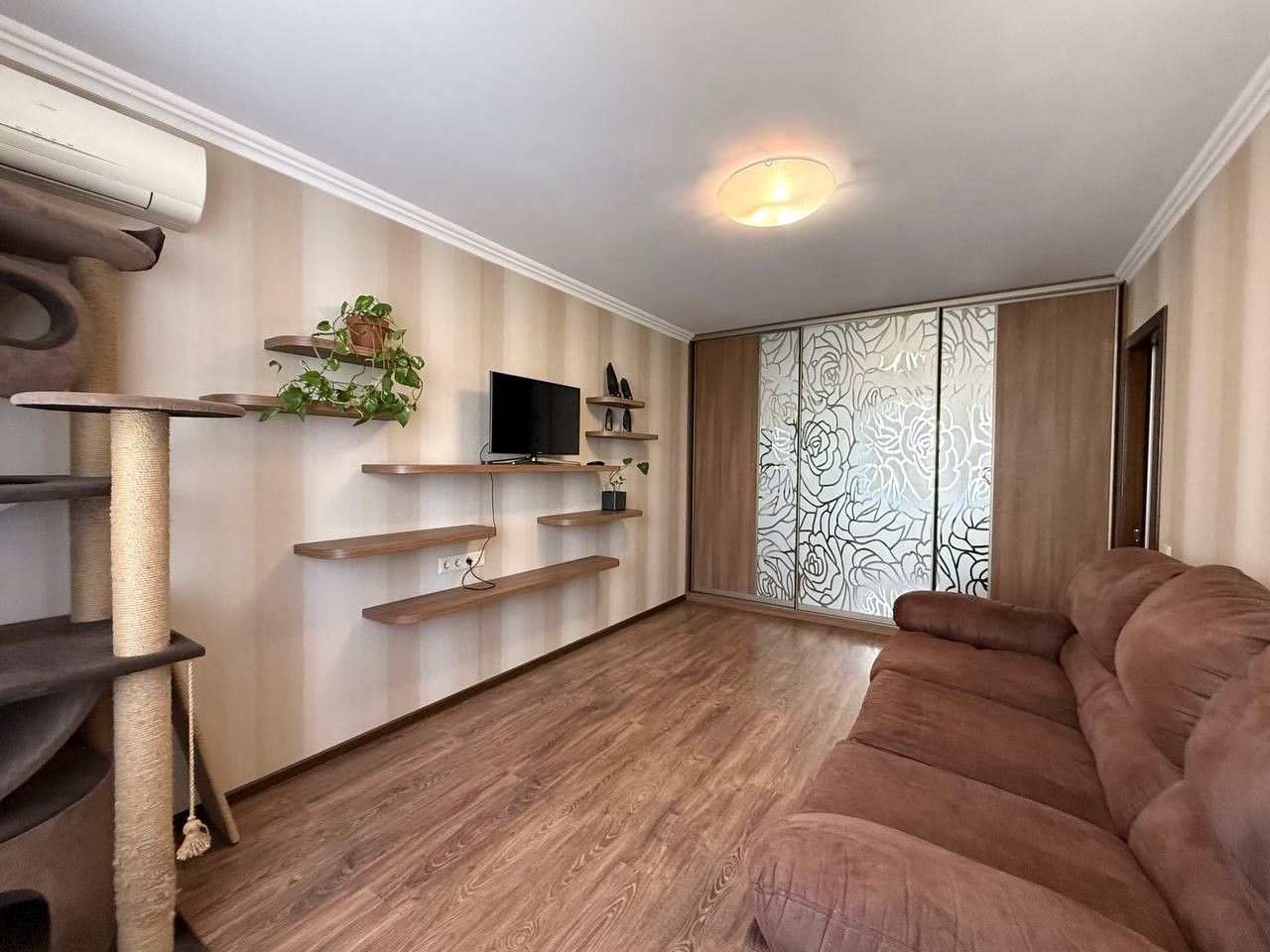 Продаж 2-кімнатної квартири, Академмістечко, вул. Наумова. Фото - 3