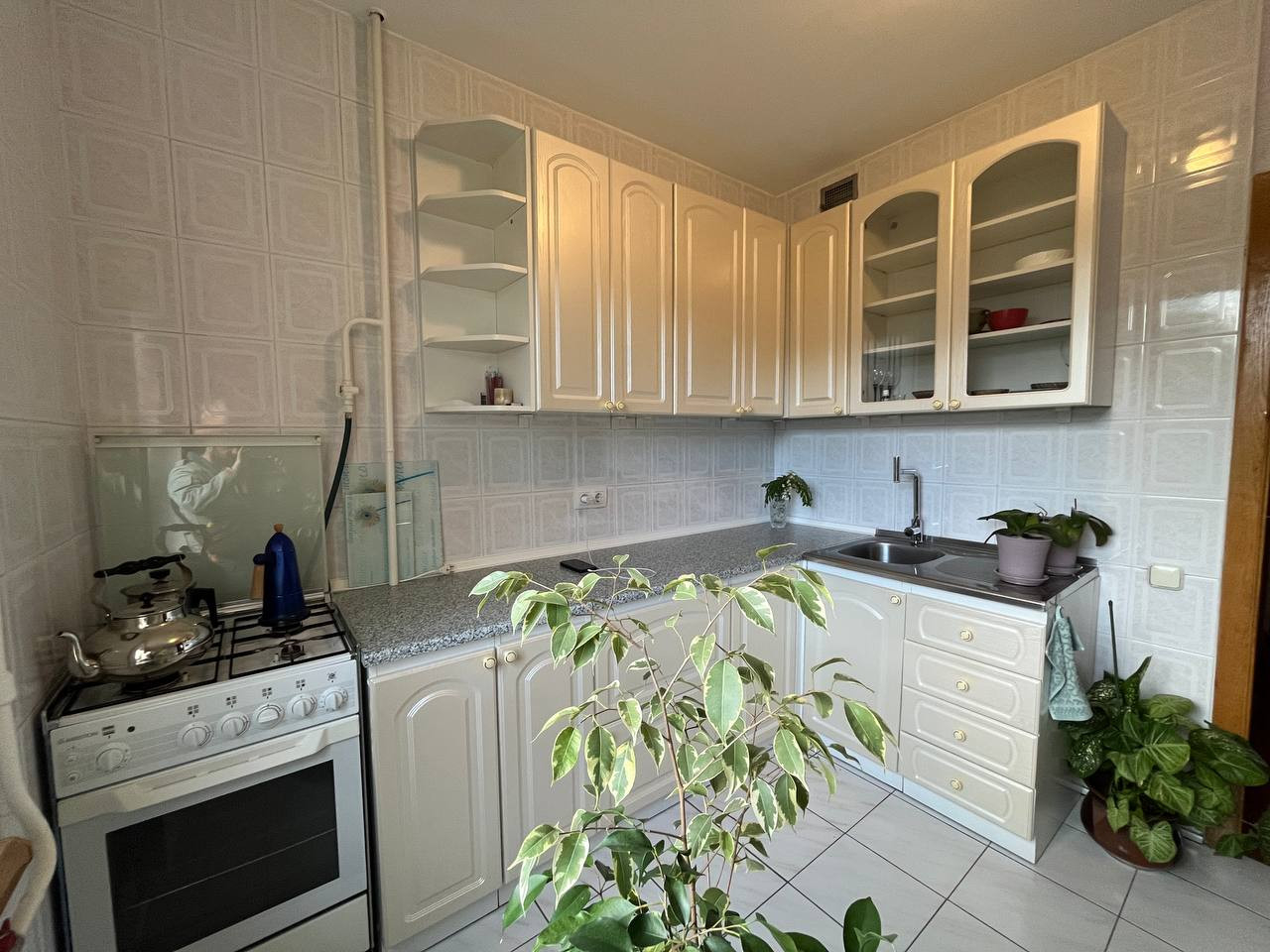 Продається простора 3на квартира 75 м² з якісним ремонтом, вул. Мстиславська. Фото - 2