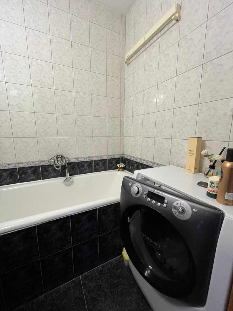 Продається простора 3на квартира 75 м² з якісним ремонтом, вул. Мстиславська. Фото - 15