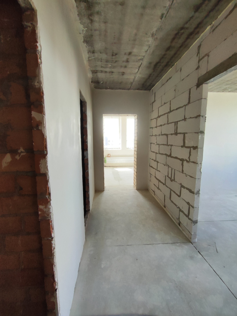 Простора 2-кімнатна квартира 68 м² у новобудові. Фото - 9