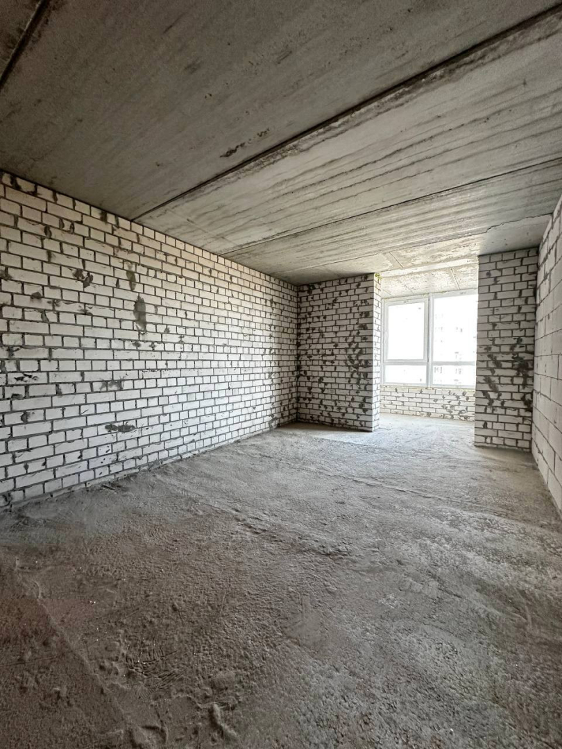 Простора 2 кімнатна квартира 73 м2 в ЖК Незалежність р-н Масани. Фото - 7