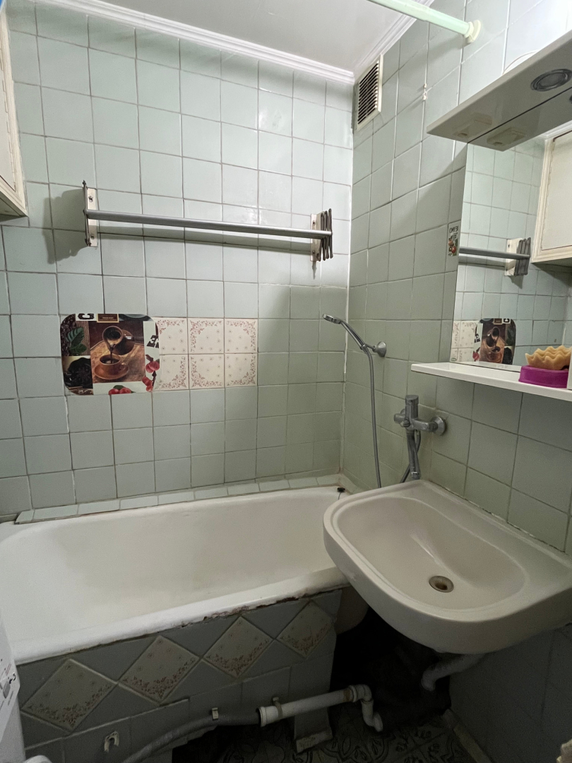 Продається простора, затишна трьохкімнатна квартира 73м2. р-н 5 Кутів. Фото - 10