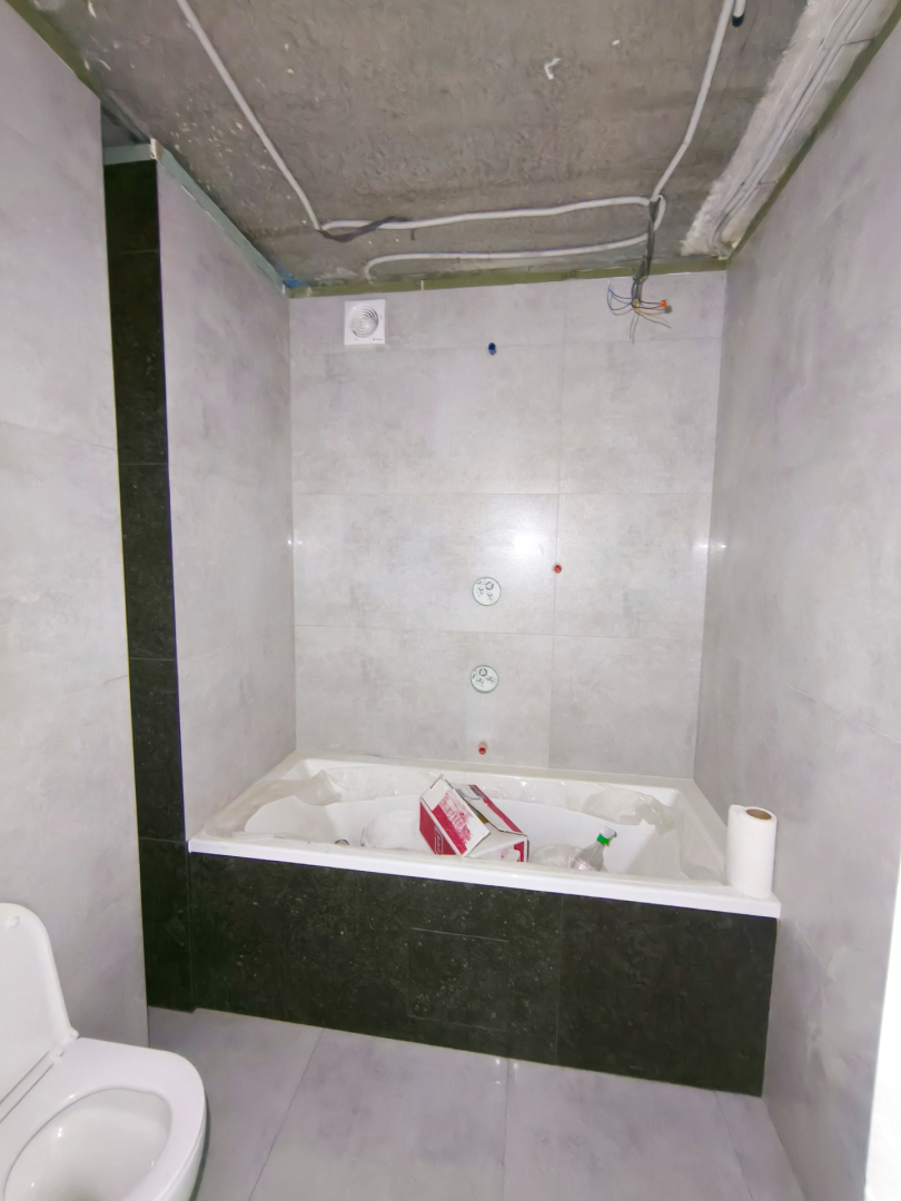 Простора 3-х кімнатна квартира у новобудові 104 м², Стрілецька набережна. Фото - 15