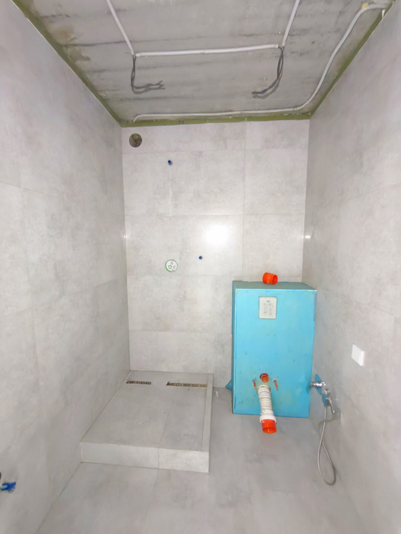 Простора 3-х кімнатна квартира у новобудові 104 м², Стрілецька набережна. Фото - 16