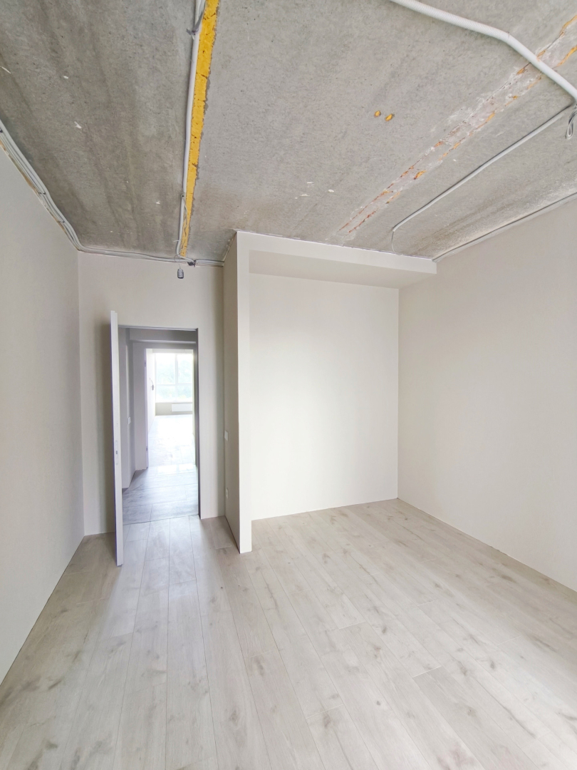 Простора 3-х кімнатна квартира у новобудові 104 м², Стрілецька набережна. Фото - 2