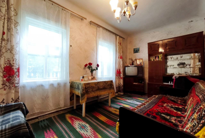 Продаж частини будинку в центрі Чернігова – район Градецький, проспект Миру