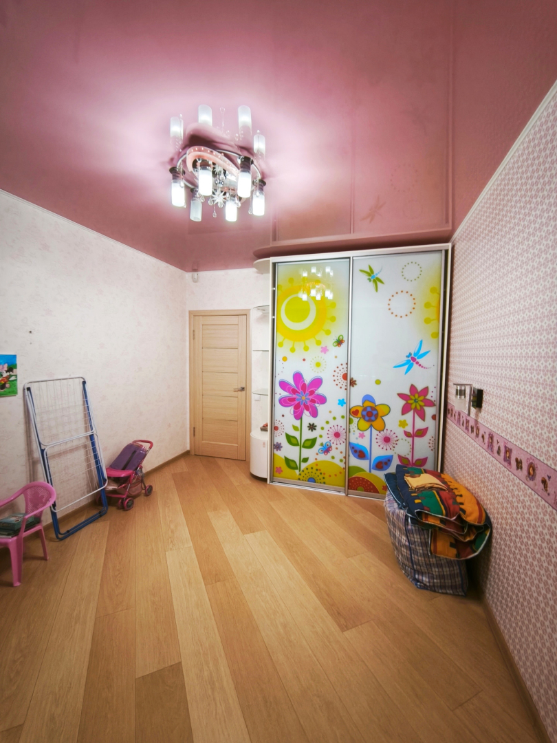 Велика квартира 92 м² у новобудові — заїжджай і живи. Фото - 11