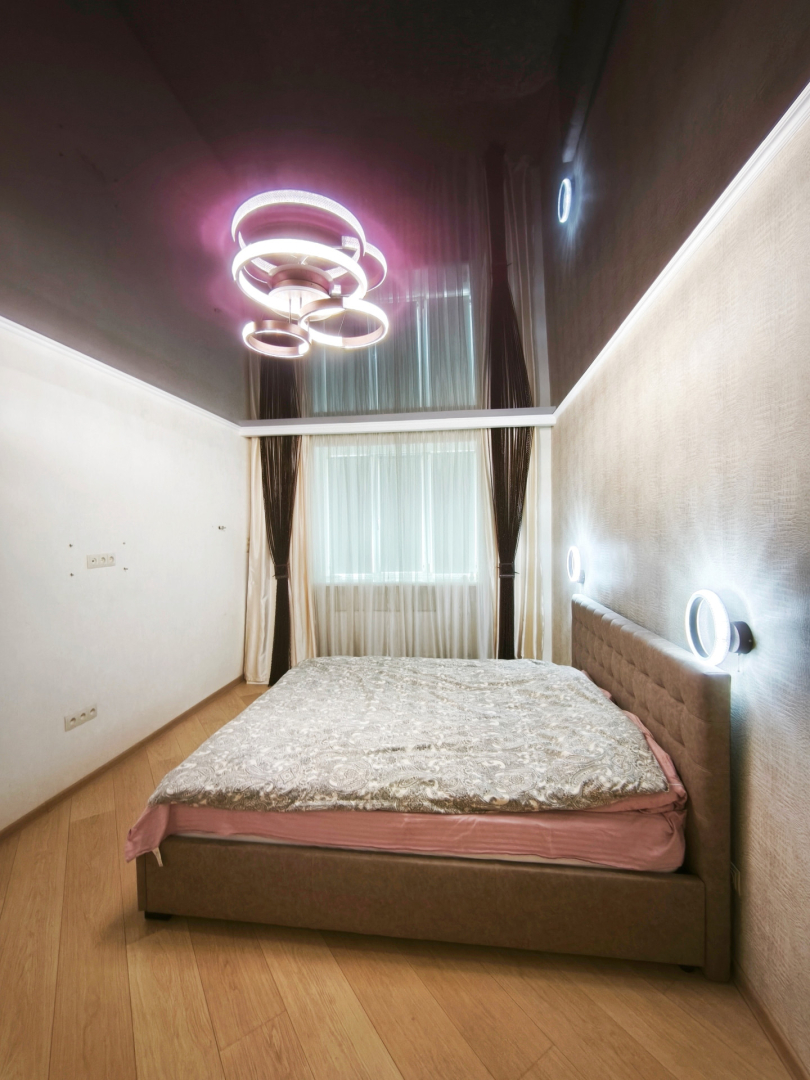 Велика квартира 92 м² у новобудові — заїжджай і живи. Фото - 9