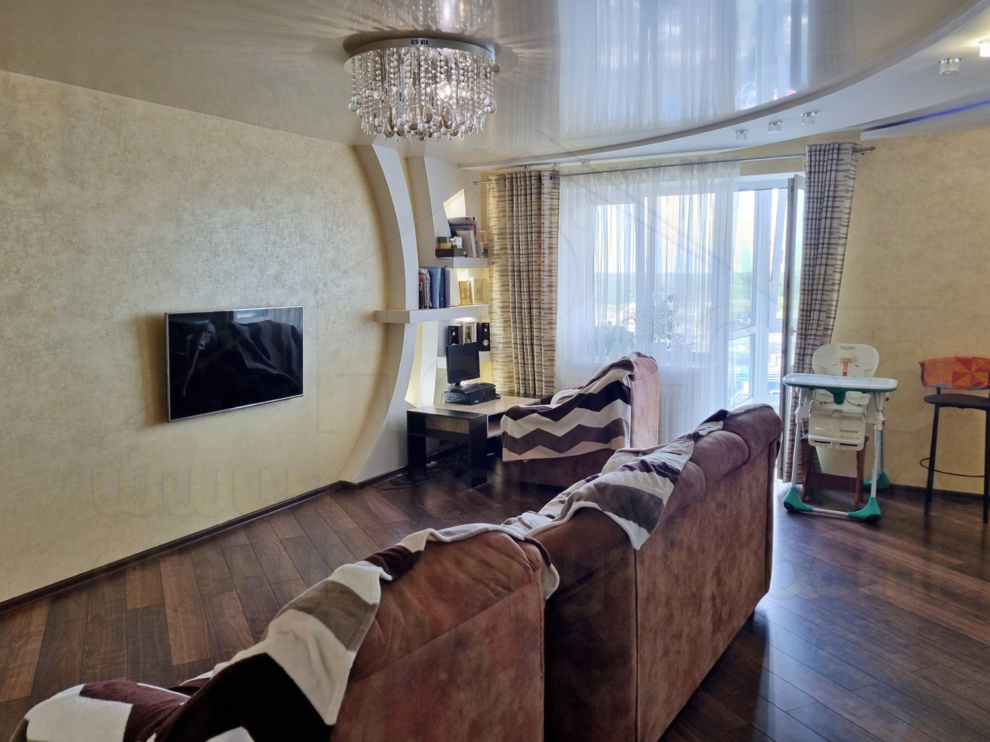 3 кімнатна квартира 81м2, з ремонтом та меблями р-н Епіцентр. Фото 1