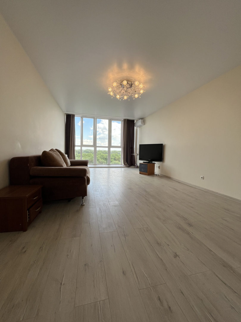Продається простора 2-на квартира 83,3 м² з автономним опаленням, ЖК "Придеснянський". Фото - 6