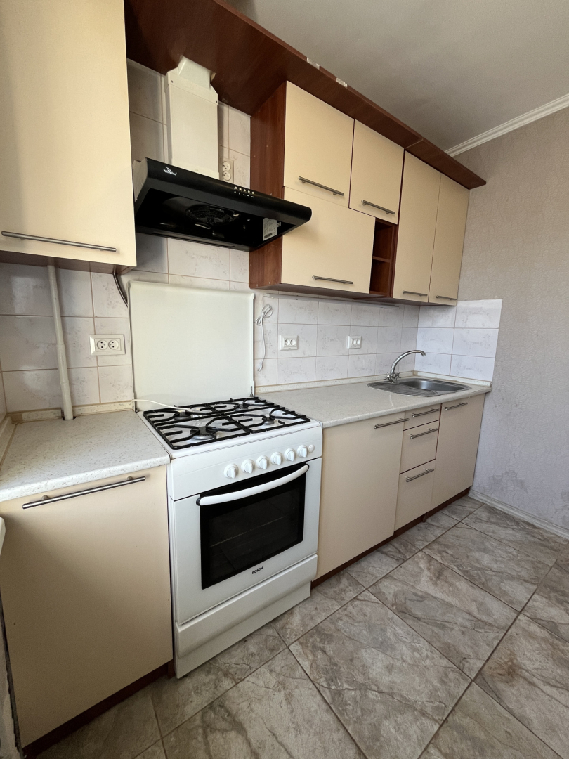 Продається 1-на квартир37 м² у цегляному будинку, район Градецький. Фото - 2