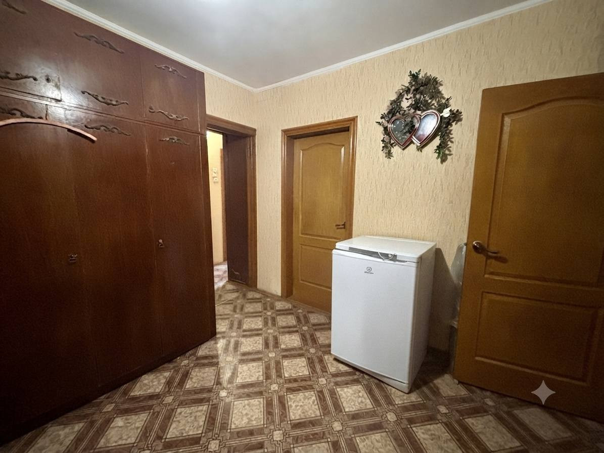 Продам просторну 3-кімнатну квартиру, 70.9 м2 Масани. Фото - 3
