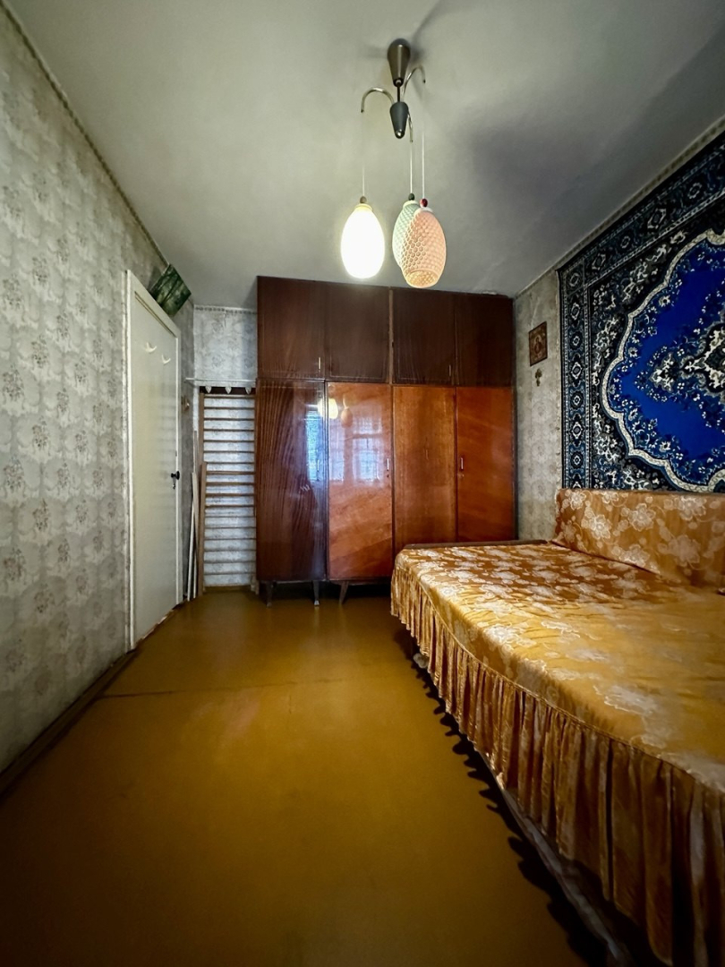 Р-н ЦУМ,2 кімнатна квартира 51м2,житловий стан,меблі+техніка,держ.програми. Фото - 4