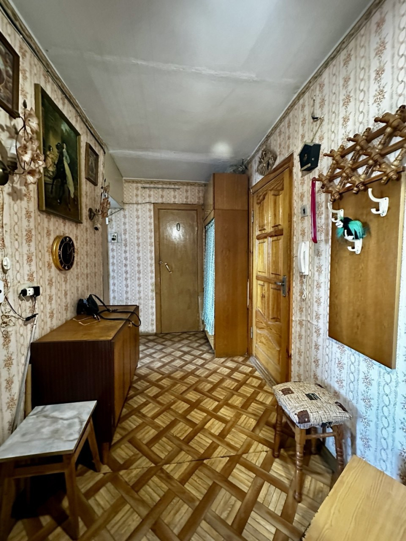 Р-н ЦУМ,2 кімнатна квартира 51м2,житловий стан,меблі+техніка,держ.програми. Фото - 9