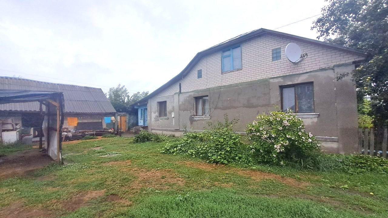 Продам будинок 171 м² центр Брусилова для великої родини. Фото - 1