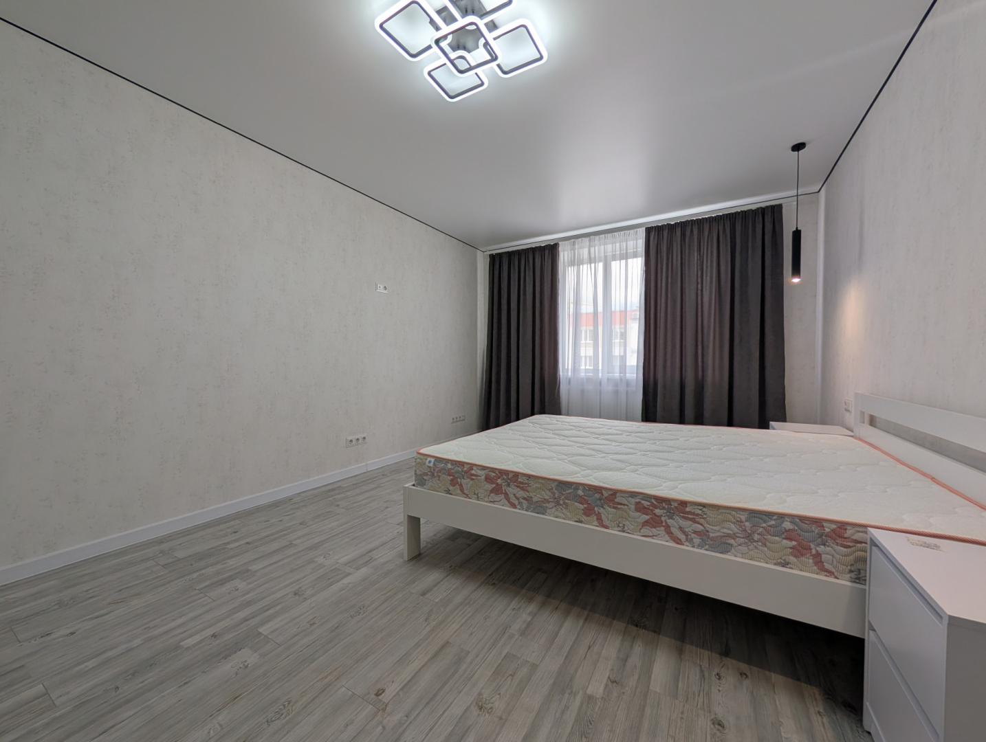 Нова 2-кімнатна квартира 68,6 м² з ремонтом та меблями Масани єОселя. Фото - 2