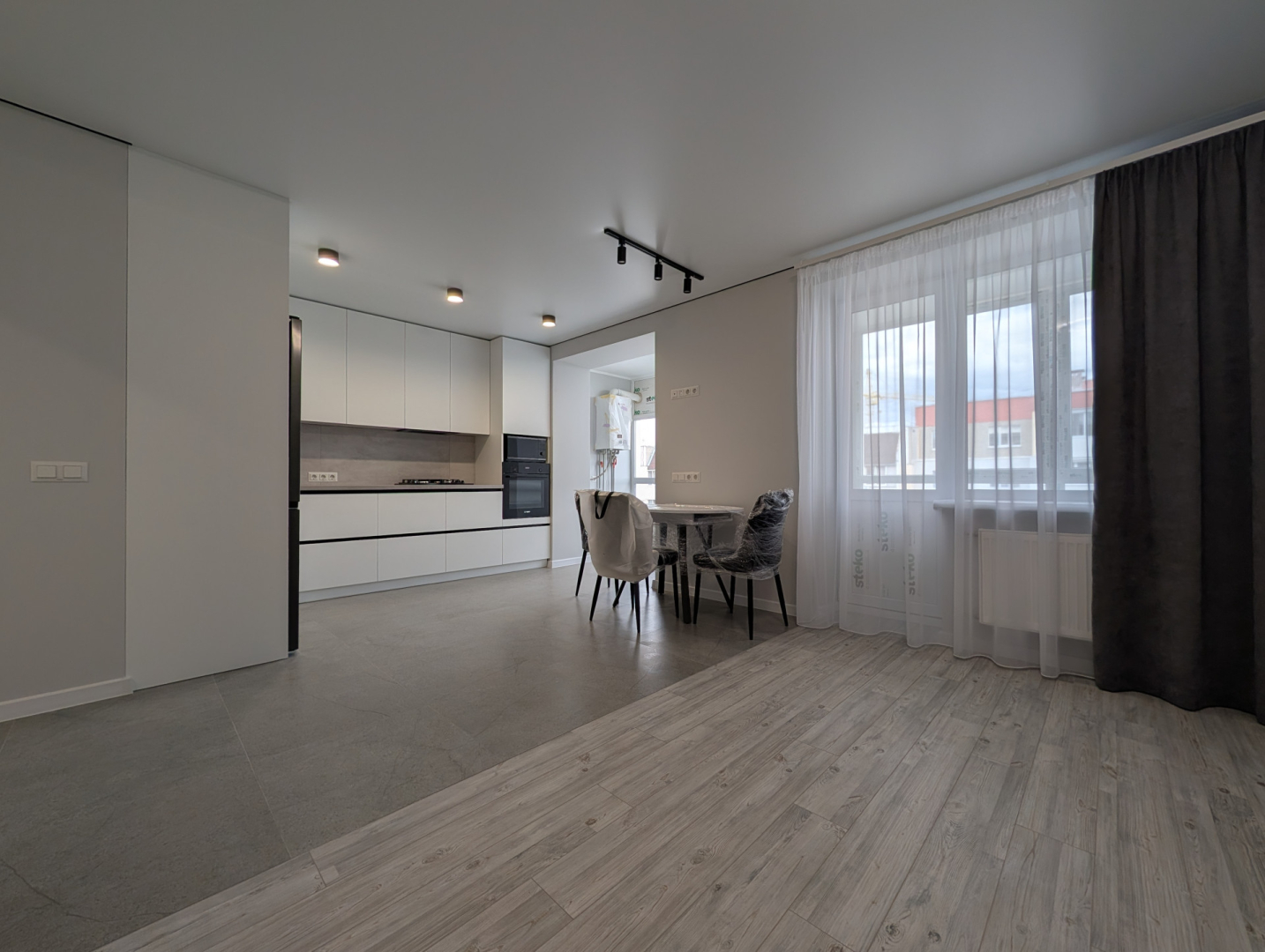Нова 2-кімнатна квартира 68,6 м² з ремонтом та меблями Масани єОселя. Фото - 13