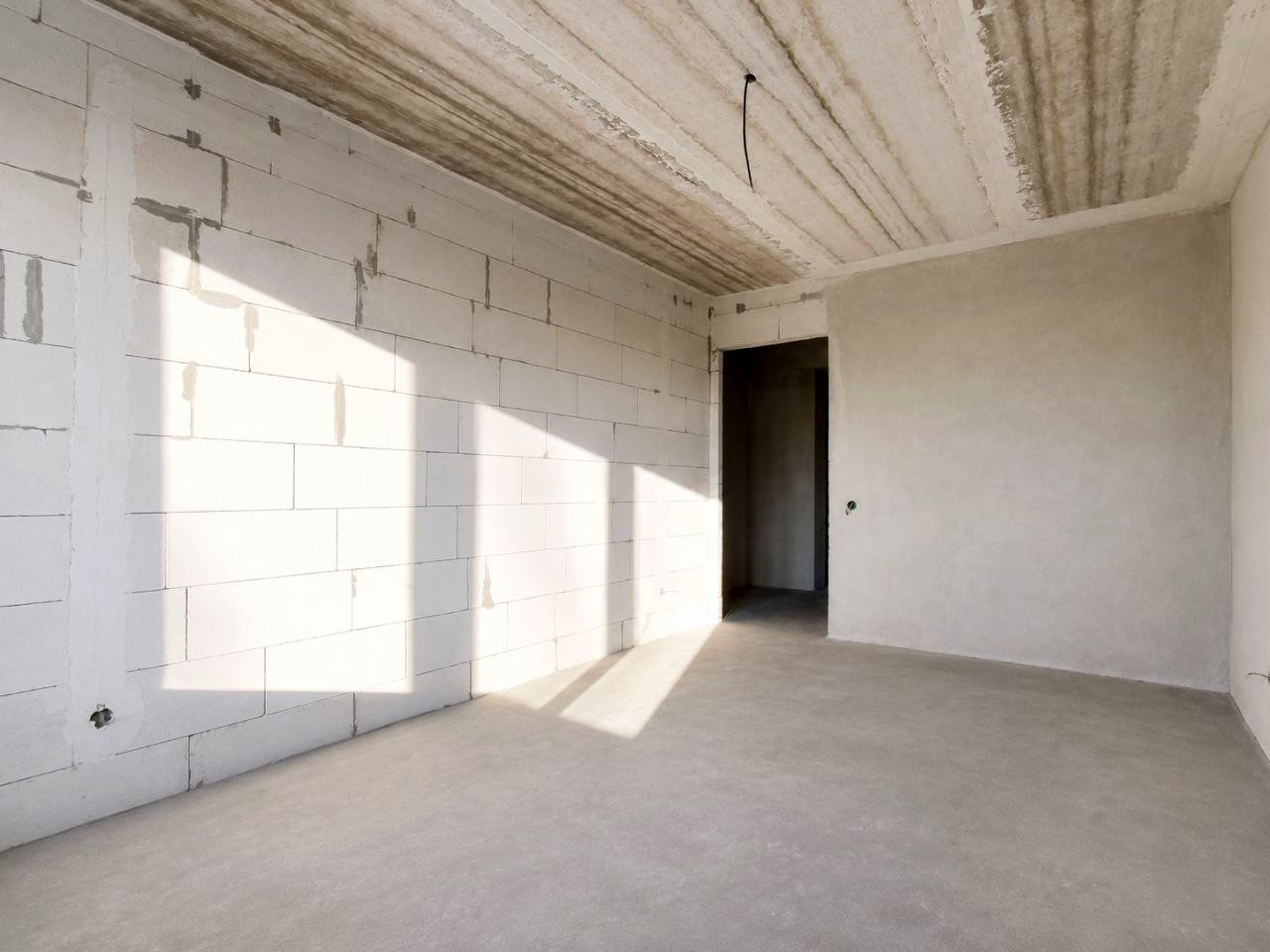 Простора 2 кімнатна квартира площею 83 м² у сучасному зданому будинку в районі Епіцентру. (SP). Фото - 6