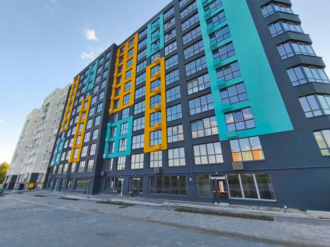 Простора 2 кімнатна квартира площею 83 м² у сучасному зданому будинку в районі Епіцентру. (SP). Фото 1